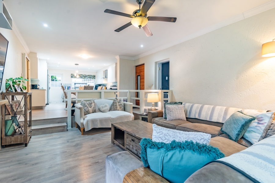 4 Bedroom Property for Sale in Lonehill Gauteng