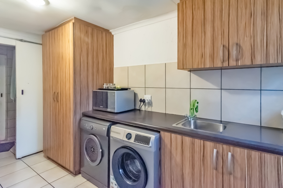 4 Bedroom Property for Sale in Lonehill Gauteng