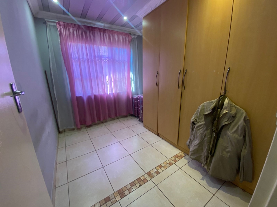 3 Bedroom Property for Sale in Lotus Gardens Gauteng