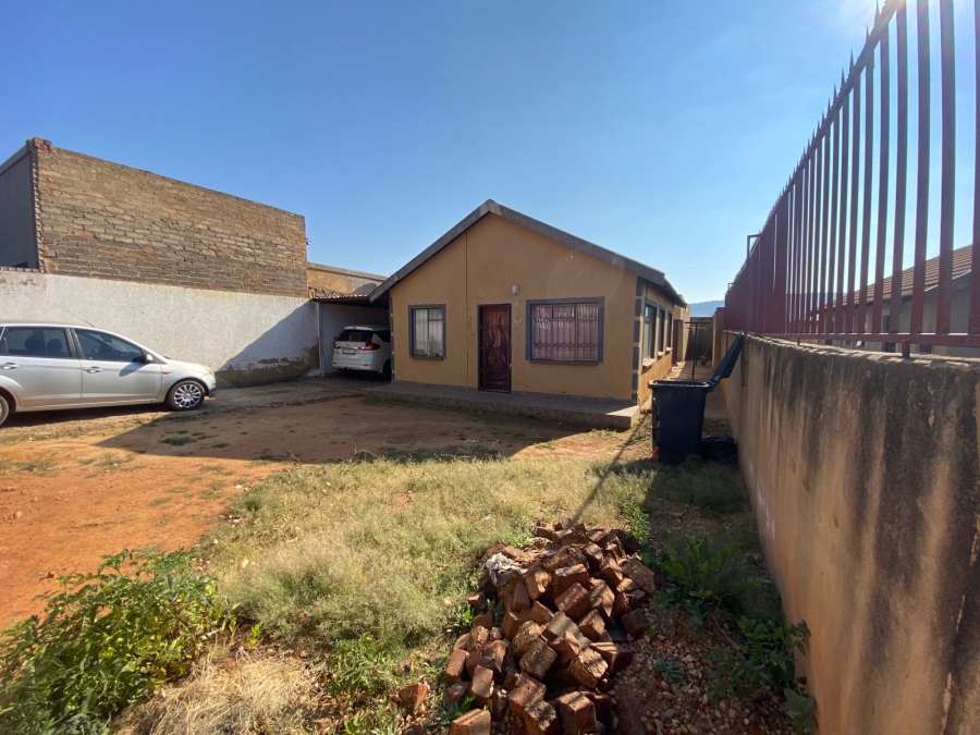 3 Bedroom Property for Sale in Lotus Gardens Gauteng