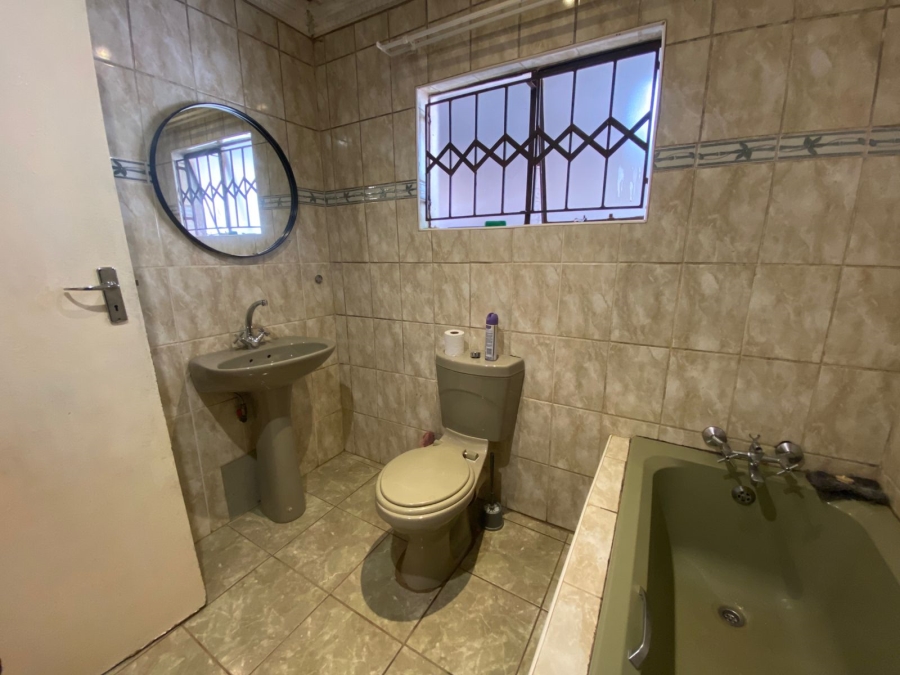 3 Bedroom Property for Sale in Lotus Gardens Gauteng