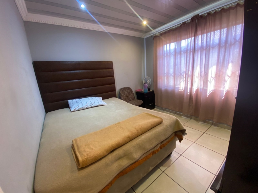 3 Bedroom Property for Sale in Lotus Gardens Gauteng