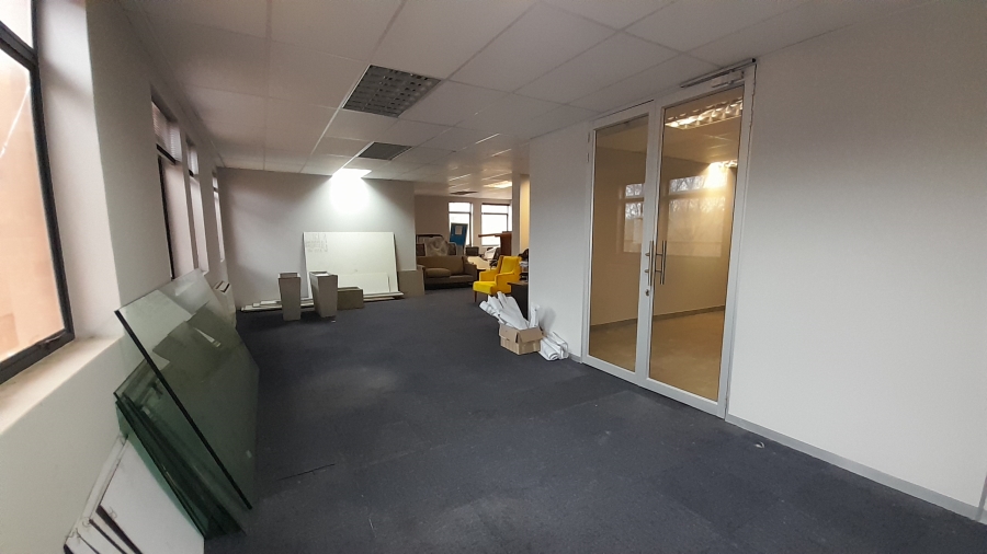 To Let Commercial Property for Rent in Faerie Glen Gauteng