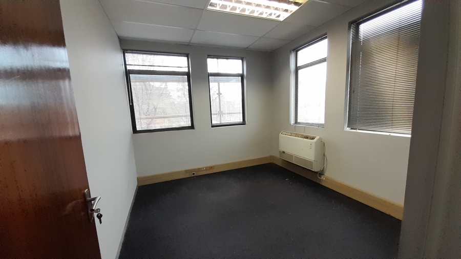 To Let Commercial Property for Rent in Faerie Glen Gauteng