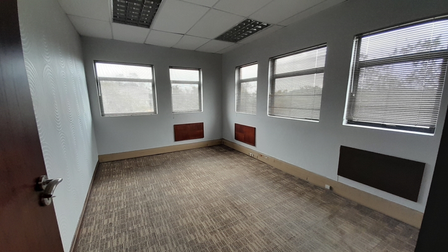 To Let Commercial Property for Rent in Faerie Glen Gauteng