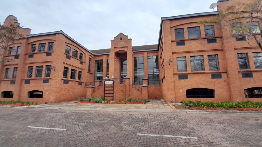 To Let Commercial Property for Rent in Faerie Glen Gauteng