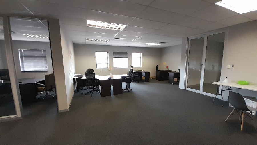 To Let Commercial Property for Rent in Faerie Glen Gauteng