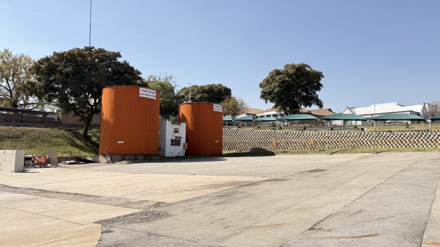 To Let Commercial Property for Rent in Halfway House Gauteng