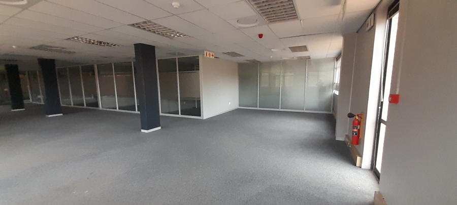 To Let Commercial Property for Rent in Faerie Glen Gauteng