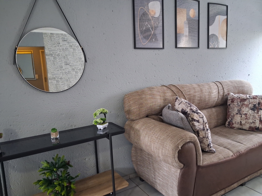 2 Bedroom Property for Sale in Marais Steyn Park Gauteng