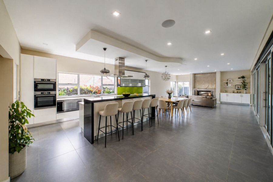 4 Bedroom Property for Sale in Douglasdale Gauteng