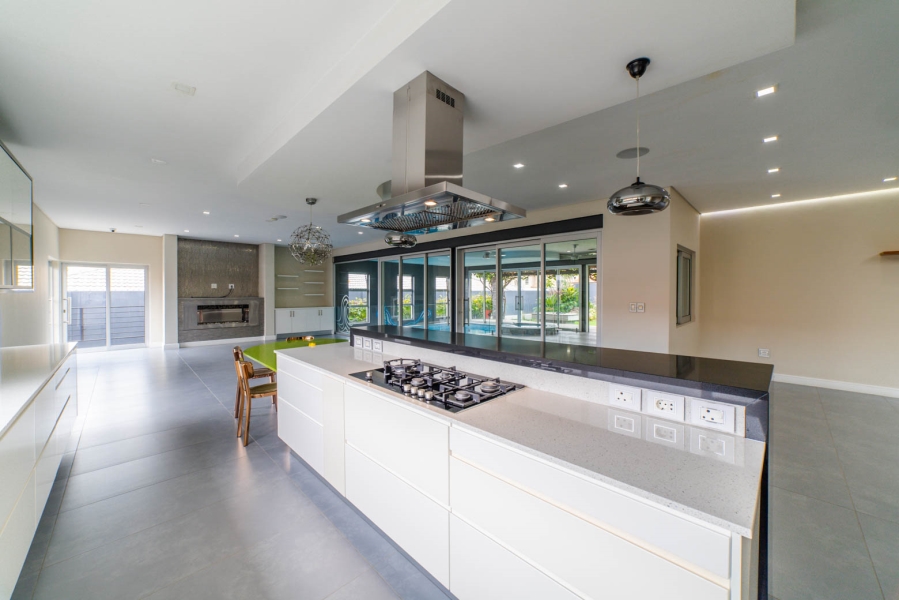 4 Bedroom Property for Sale in Douglasdale Gauteng