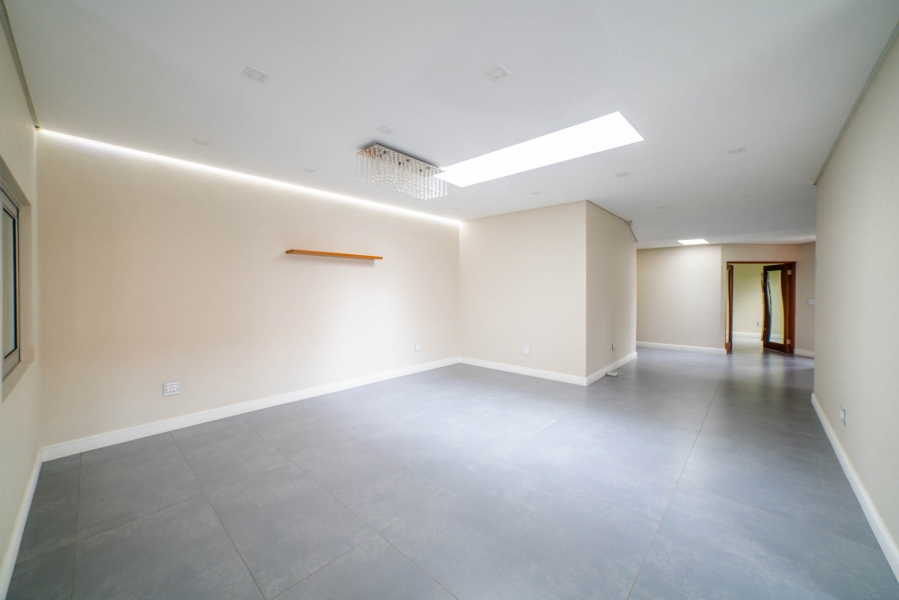 4 Bedroom Property for Sale in Douglasdale Gauteng