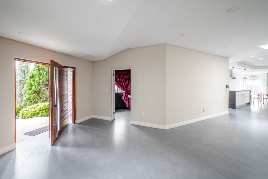4 Bedroom Property for Sale in Douglasdale Gauteng