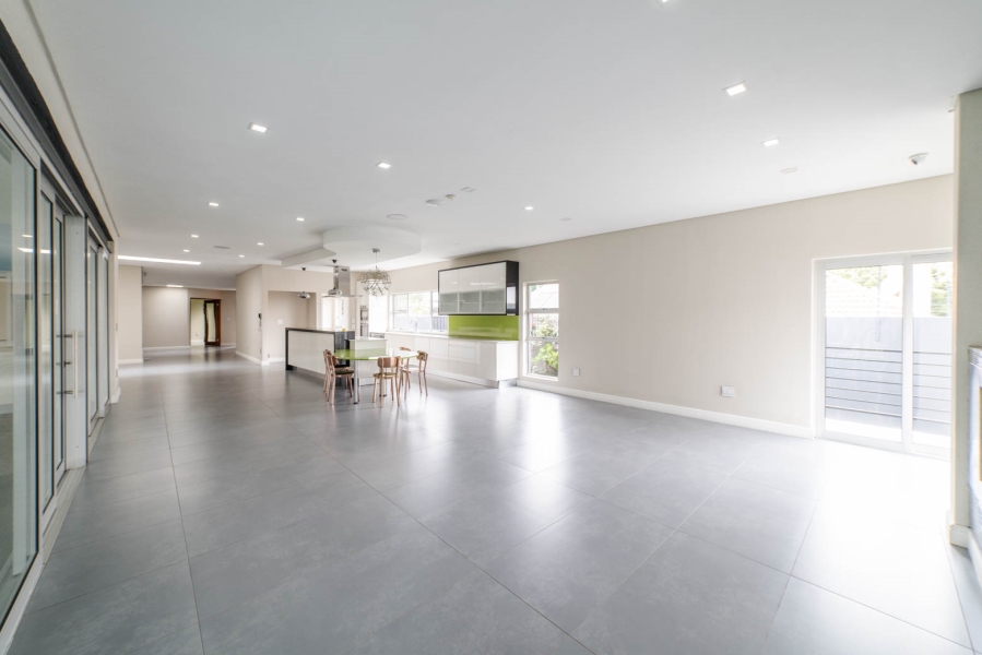 4 Bedroom Property for Sale in Douglasdale Gauteng