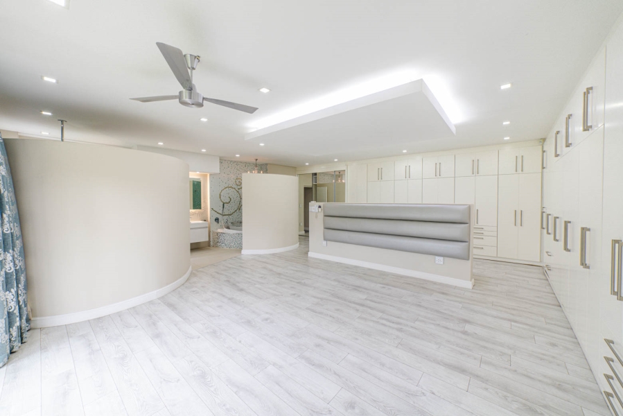 4 Bedroom Property for Sale in Douglasdale Gauteng