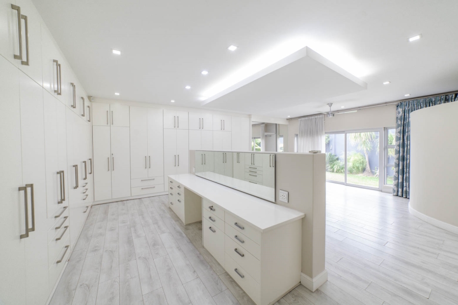 4 Bedroom Property for Sale in Douglasdale Gauteng