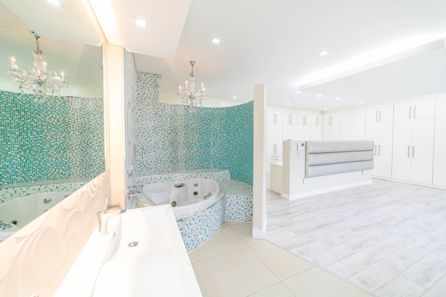 4 Bedroom Property for Sale in Douglasdale Gauteng