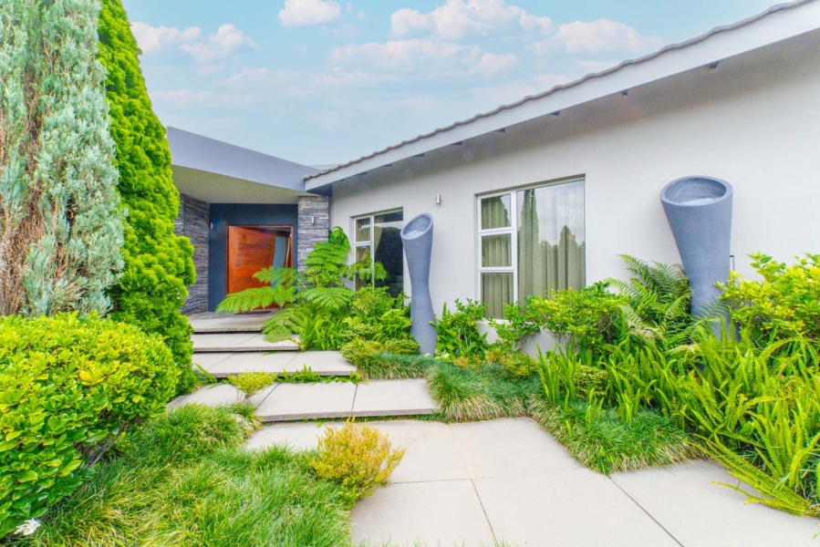 4 Bedroom Property for Sale in Douglasdale Gauteng
