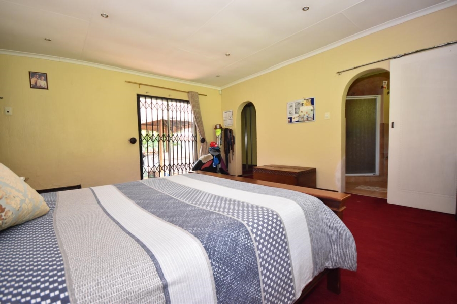 To Let 4 Bedroom Property for Rent in Bromhof Gauteng