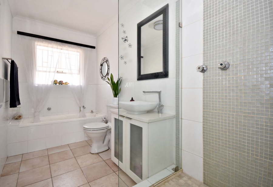 2 Bedroom Property for Sale in Ferndale Gauteng