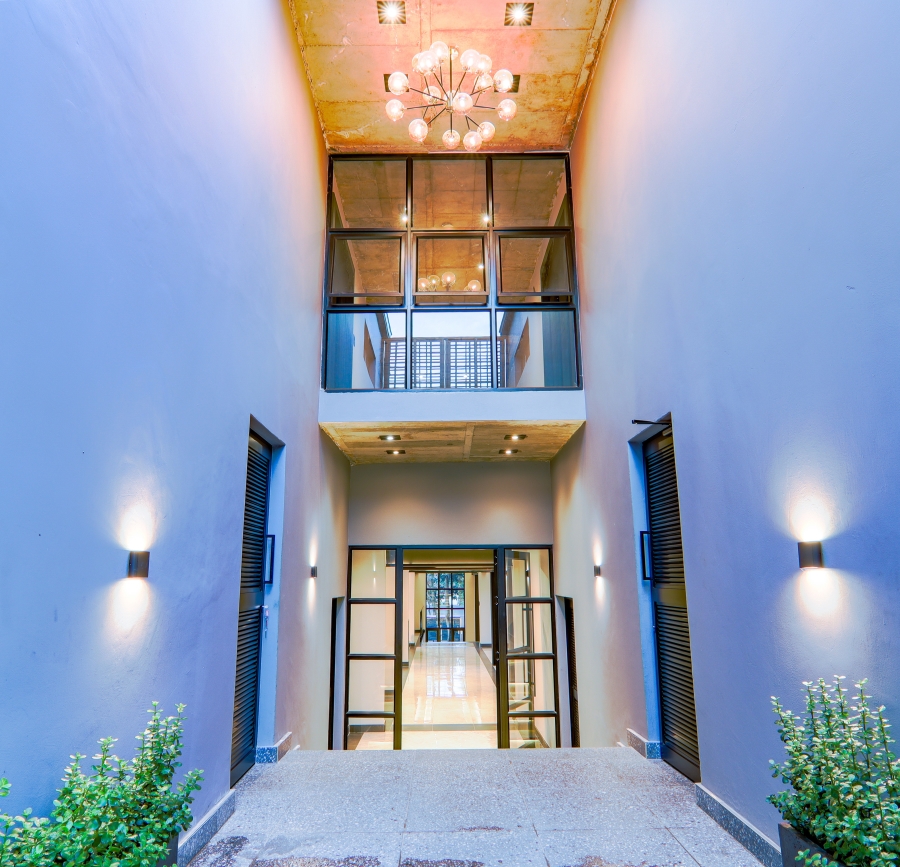 6 Bedroom Property for Sale in Waterkloof Gauteng