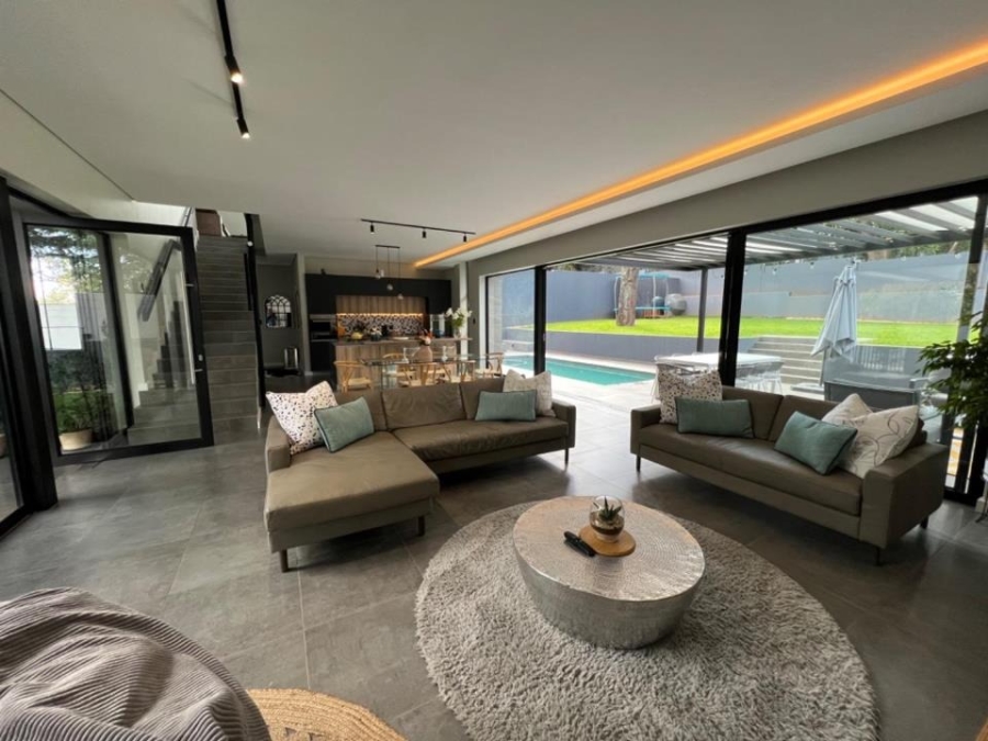 4 Bedroom Property for Sale in Bryanston Gauteng