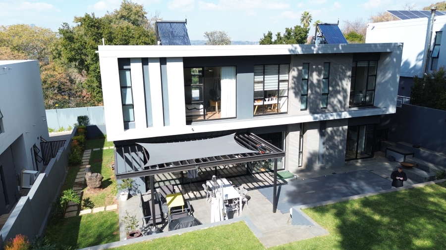 4 Bedroom Property for Sale in Bryanston Gauteng