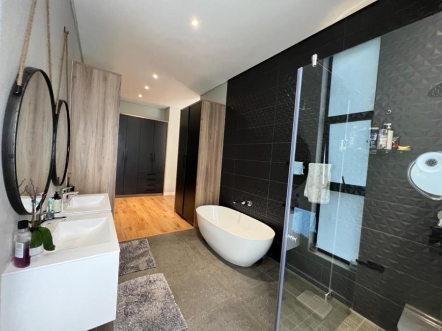 4 Bedroom Property for Sale in Bryanston Gauteng