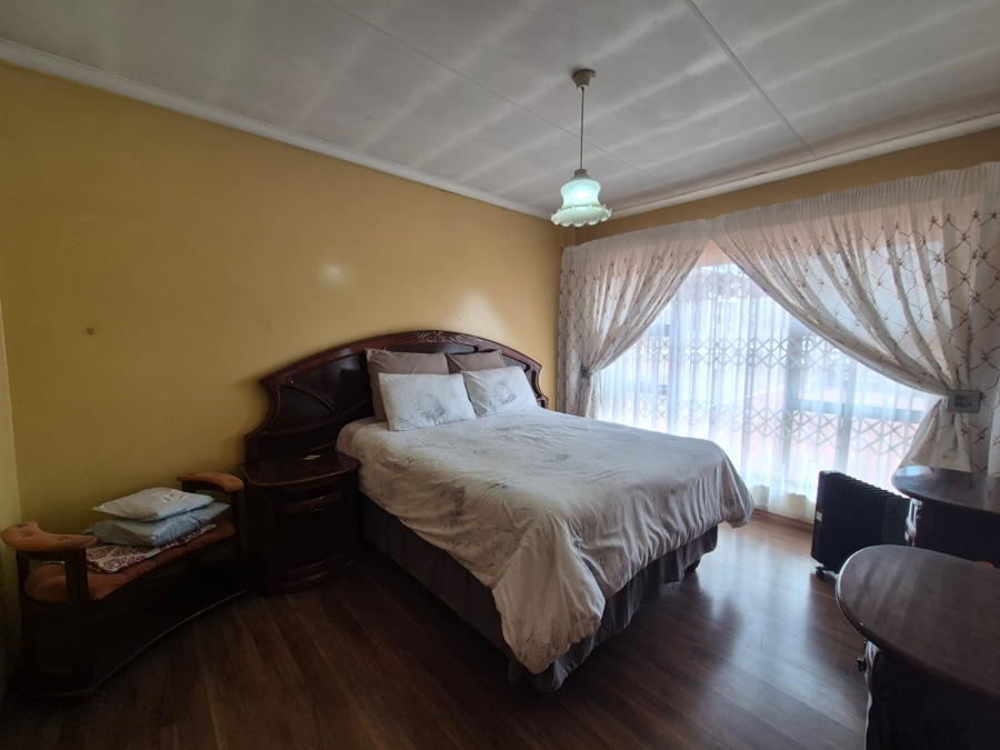 4 Bedroom Property for Sale in Steelview Gauteng
