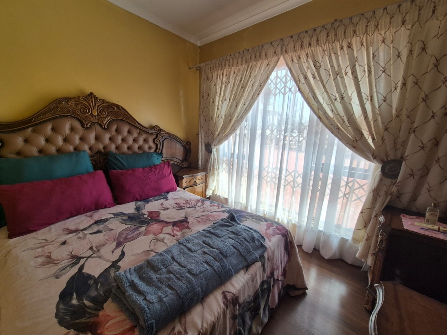 4 Bedroom Property for Sale in Steelview Gauteng