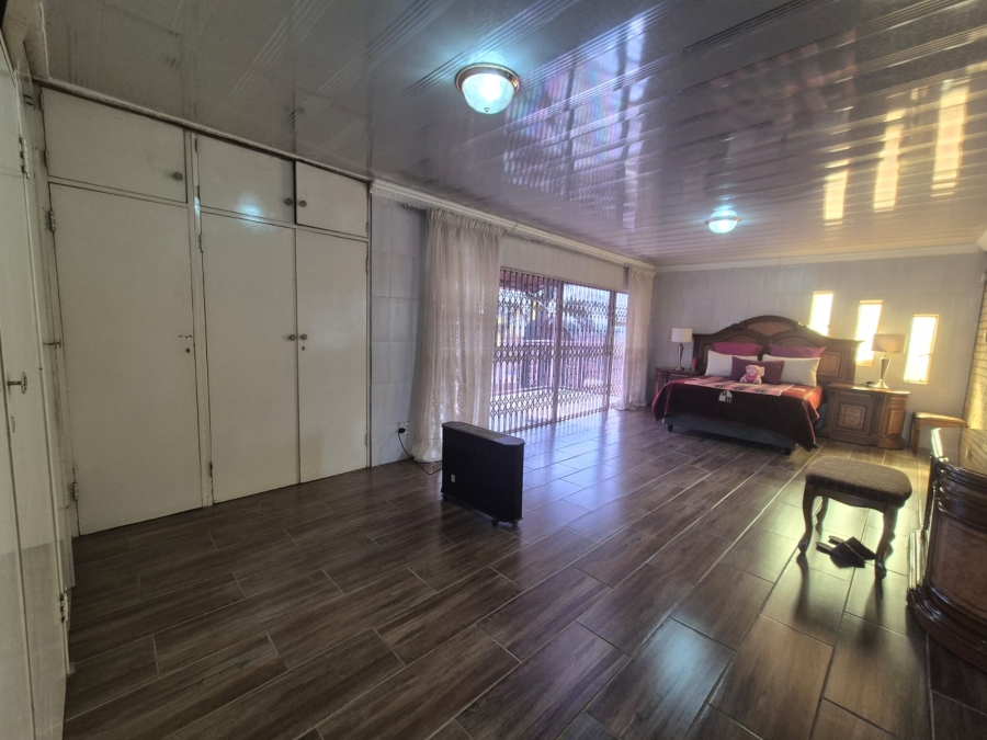4 Bedroom Property for Sale in Steelview Gauteng