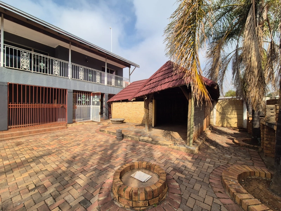 4 Bedroom Property for Sale in Steelview Gauteng