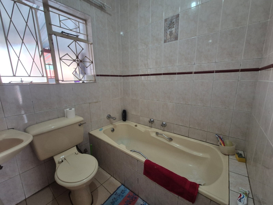 4 Bedroom Property for Sale in Steelview Gauteng