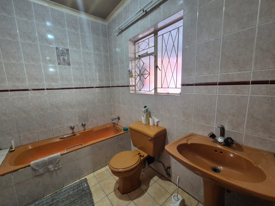 4 Bedroom Property for Sale in Steelview Gauteng