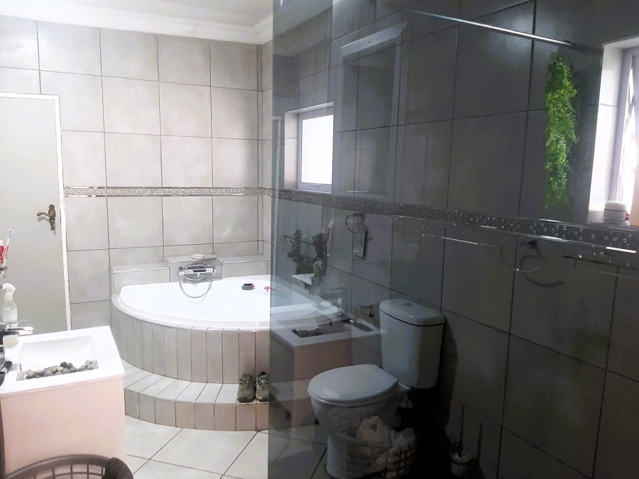 3 Bedroom Property for Sale in Dalview Gauteng