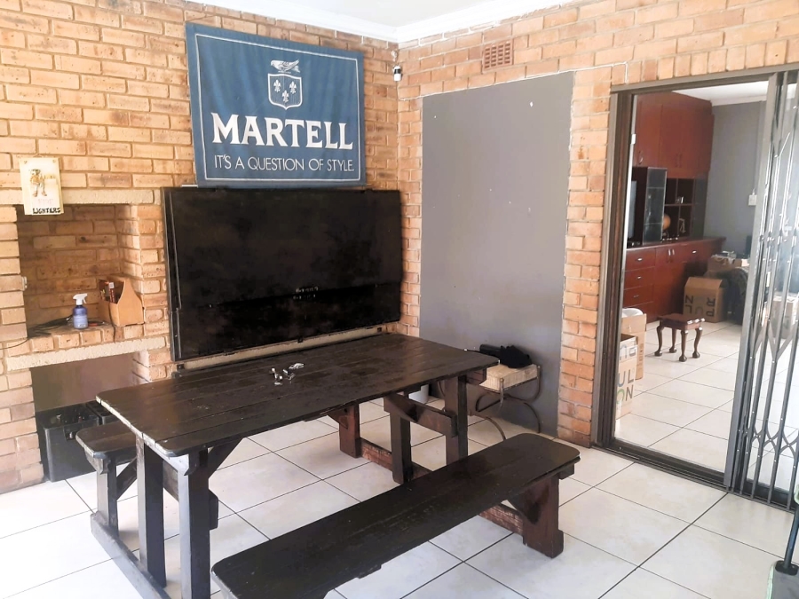 4 Bedroom Property for Sale in Dalview Gauteng