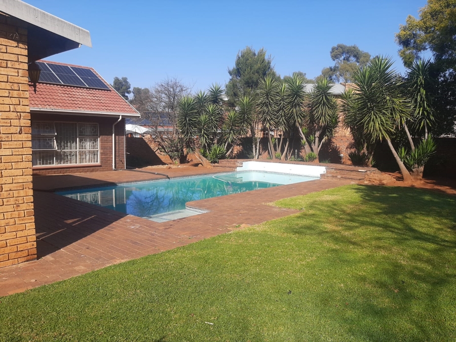 4 Bedroom Property for Sale in Dalview Gauteng