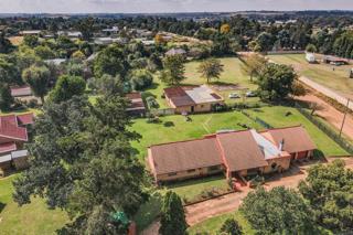 4 Bedroom Property for Sale in Bredell Gauteng
