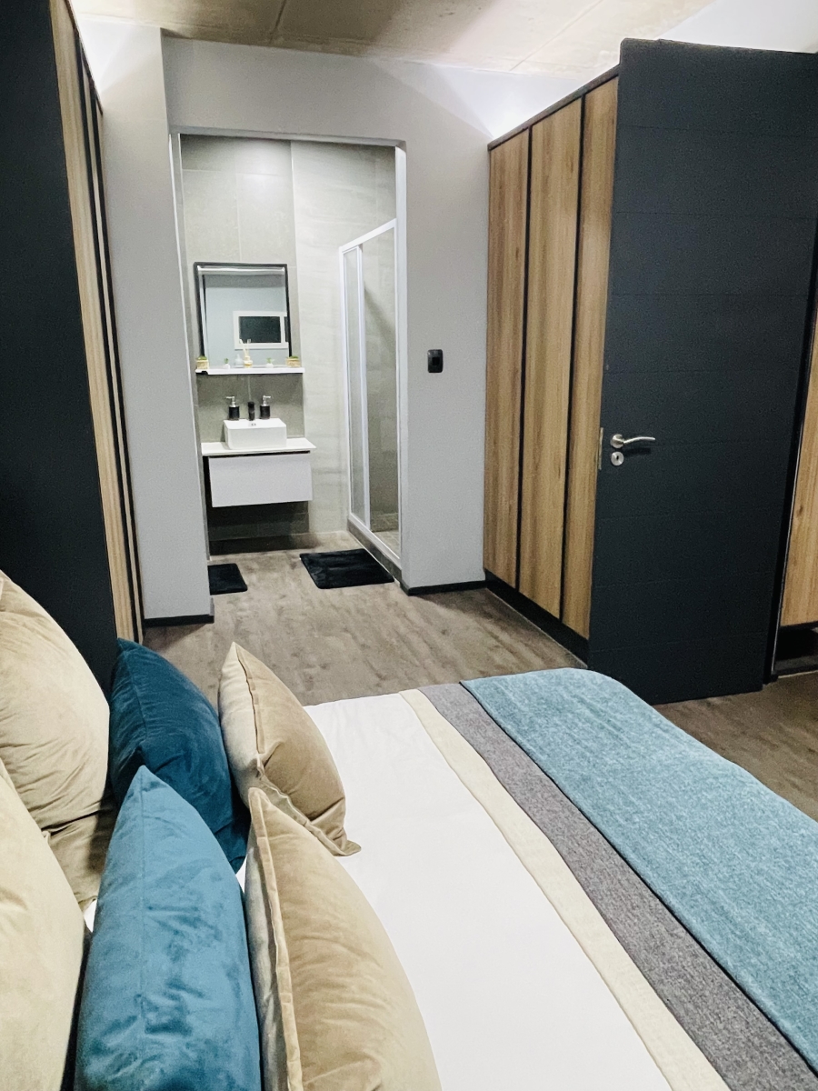 2 Bedroom Property for Sale in Menlyn Gauteng