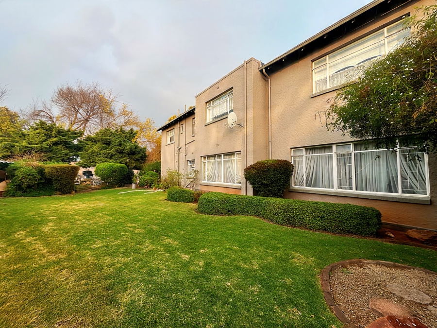 5 Bedroom Property for Sale in Dalview Gauteng