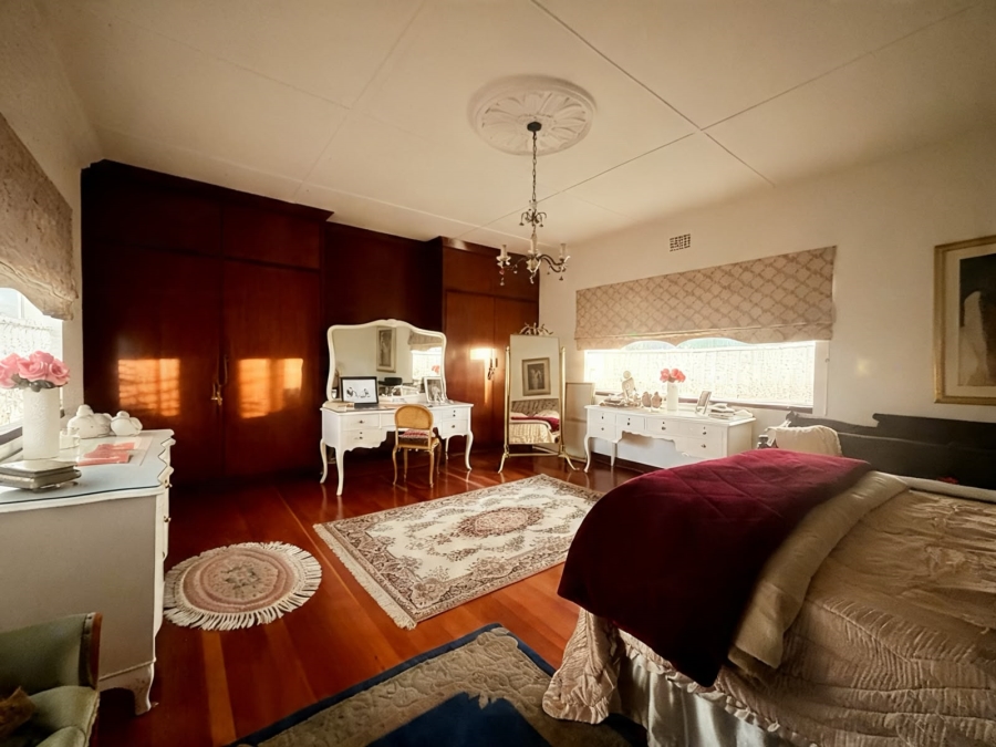 5 Bedroom Property for Sale in Dalview Gauteng