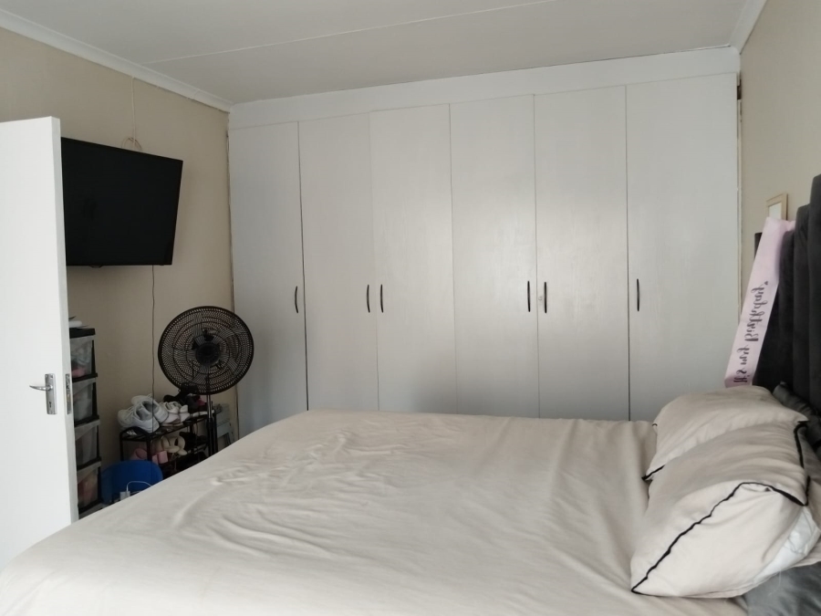 To Let 3 Bedroom Property for Rent in Illiondale Gauteng
