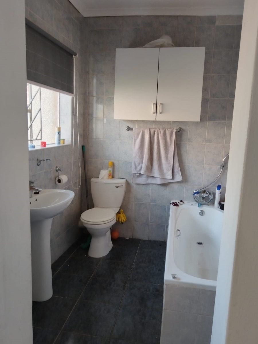 To Let 3 Bedroom Property for Rent in Illiondale Gauteng
