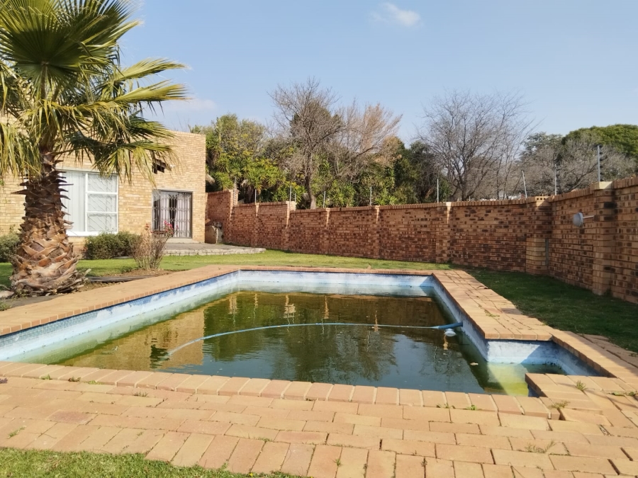 To Let 3 Bedroom Property for Rent in Illiondale Gauteng