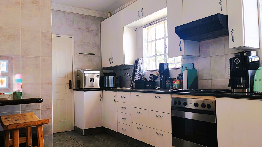 3 Bedroom Property for Sale in Vanderbijlpark SW 5 Gauteng