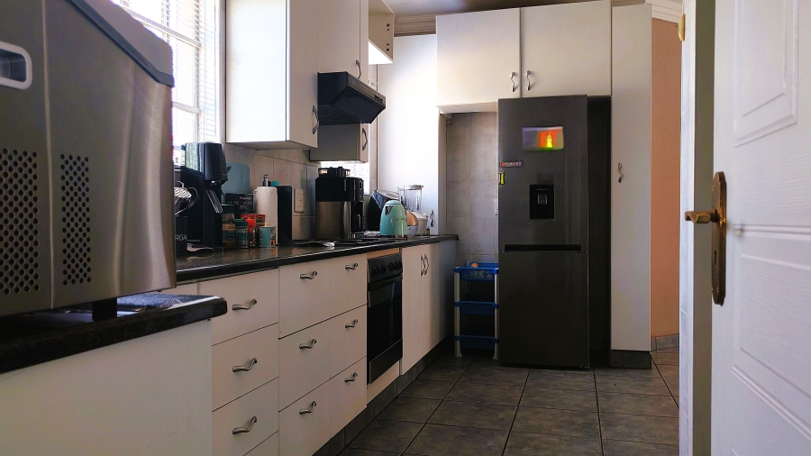 3 Bedroom Property for Sale in Vanderbijlpark SW 5 Gauteng