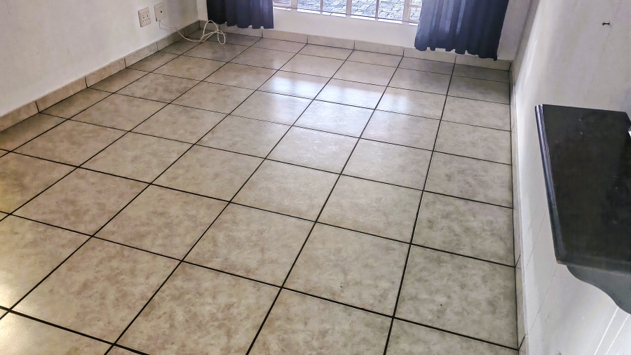 3 Bedroom Property for Sale in Vanderbijlpark SW 5 Gauteng