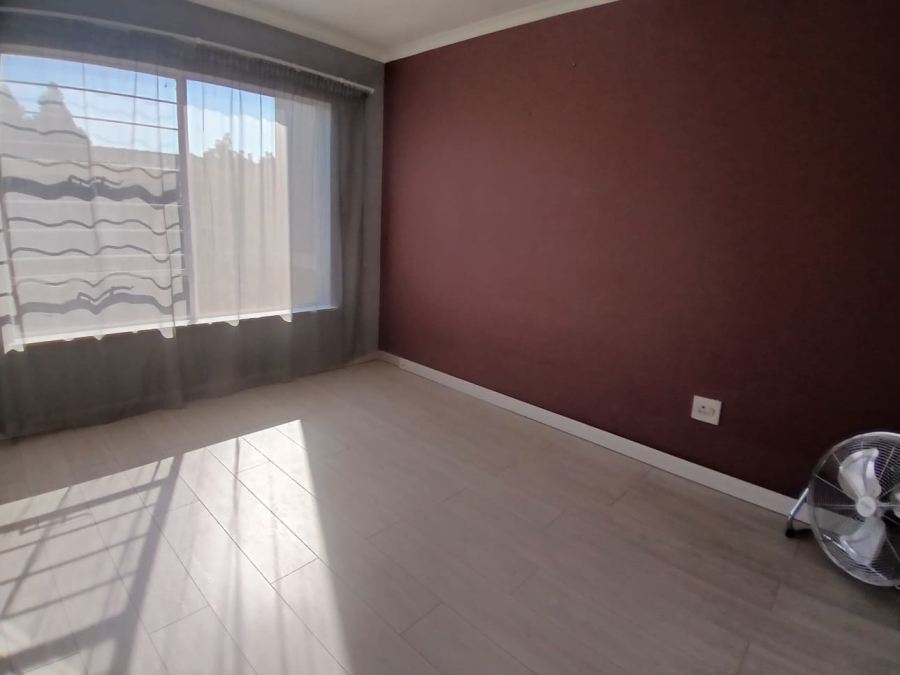 2 Bedroom Property for Sale in Bedford Gardens Gauteng