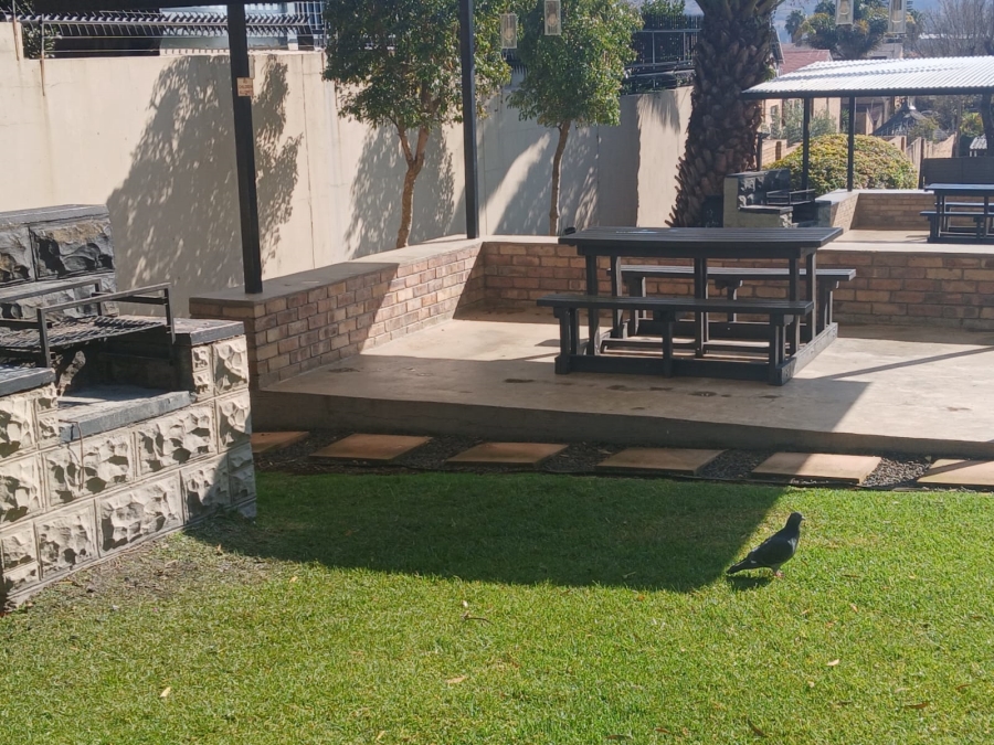 2 Bedroom Property for Sale in Bedford Gardens Gauteng